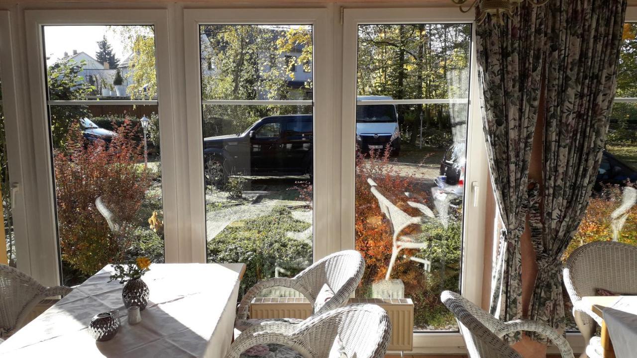 Hotel Rosengarten Leipzig-Naunhof Kültér fotó